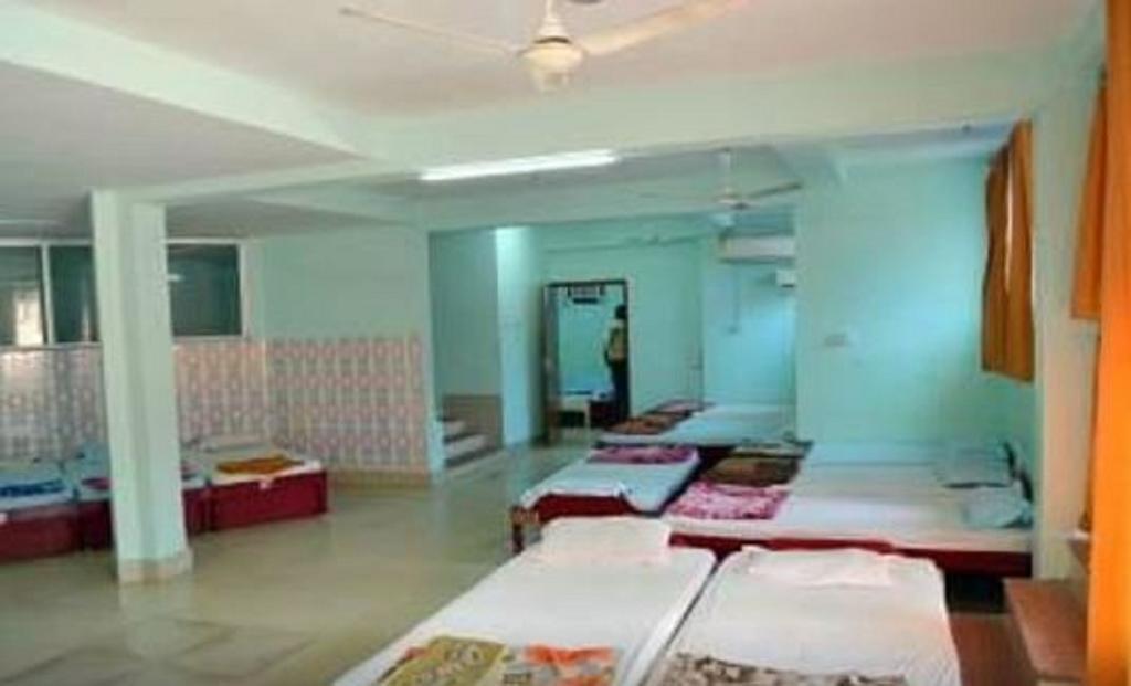 Sri Krishna Guest House & Reasturant Konārka Exterior foto